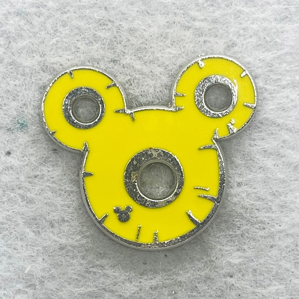 🔮 5/$25 Disney Pineapple Mickey Mouse Pin